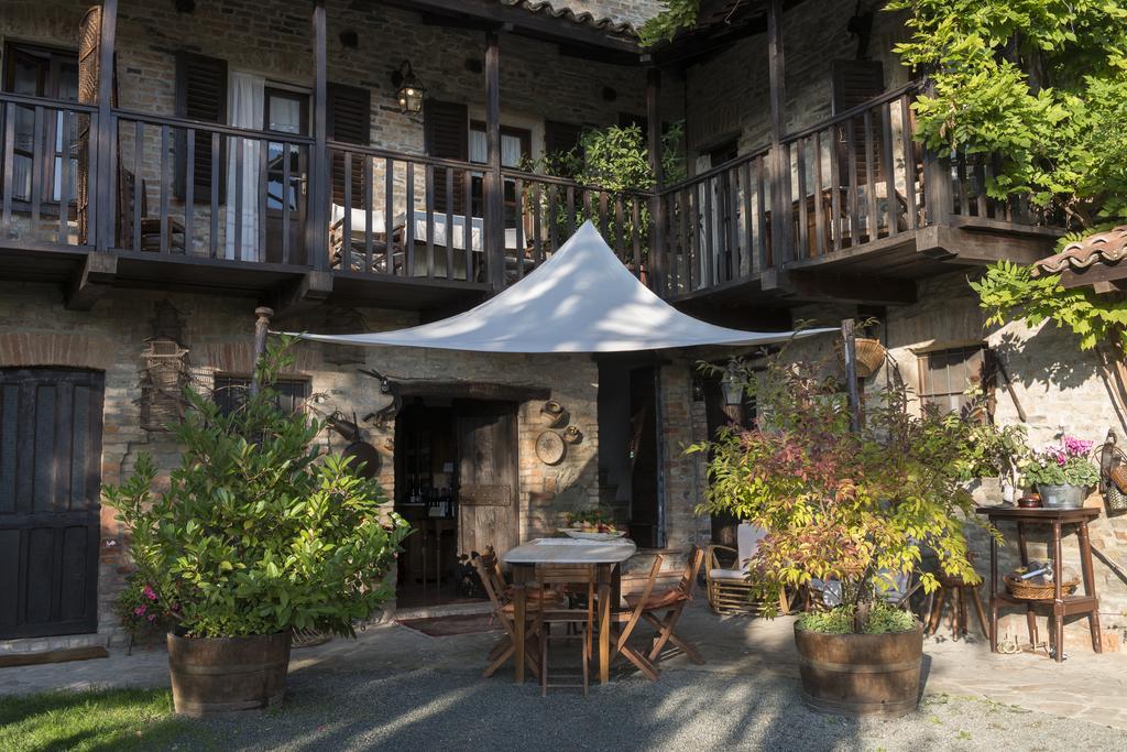 Penzion Casa Giuliana Calosso Exteriér fotografie